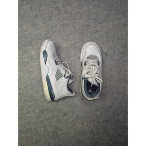 Air Jordan 4 Retro GS “Oxidized Green” Size 2Y White Cream Youth Nike School
